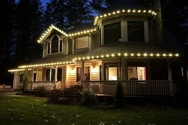 imgi_15_christmas-light-installation-service-near-me-portland-or-20