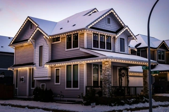 imgi_16_christmas-light-installation-service-near-me-portland-or-16