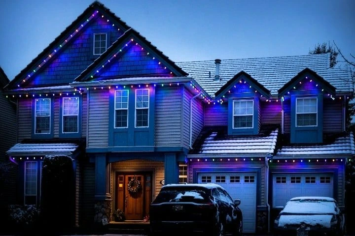 imgi_8_christmas-light-installation-service-near-me-portland-or-05